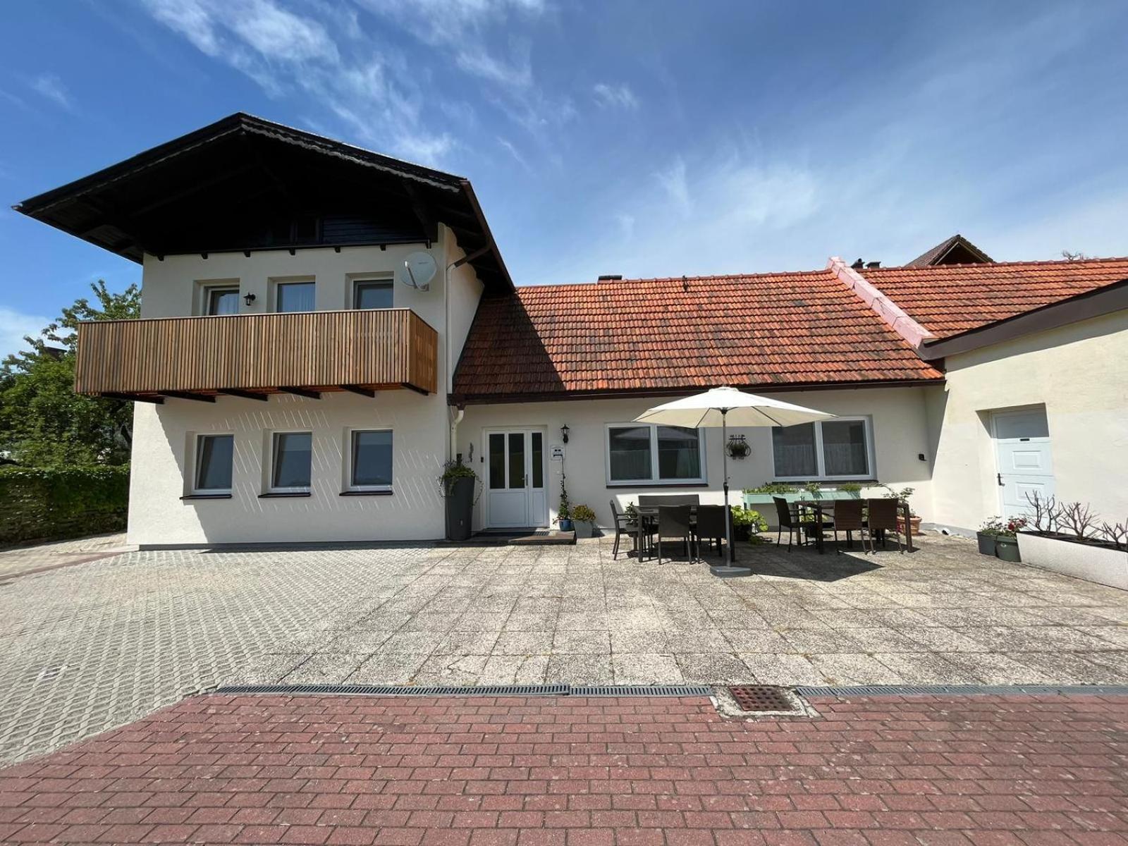 Danner Familien-Ferienwohnungen Schoerfling Am Attersee Eksteriør bilde